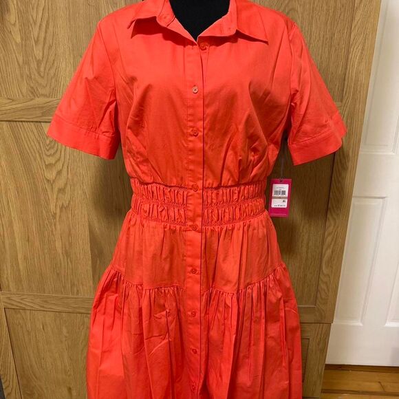 Vince Camuto Dresses & Skirts - Vince Camuto Coral Button-Front Midi Dress
